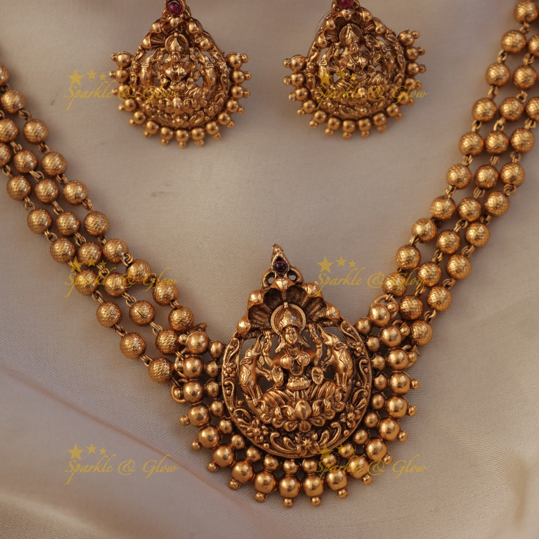 Luxurious Lakshmi Necklace for Festive Glamour