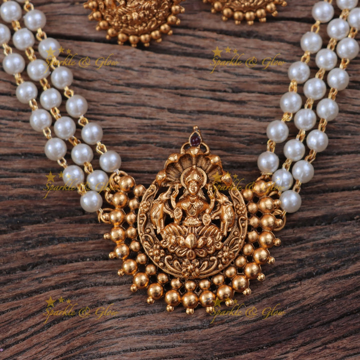 Luxurious Lakshmi Necklace for Festive Glamour
