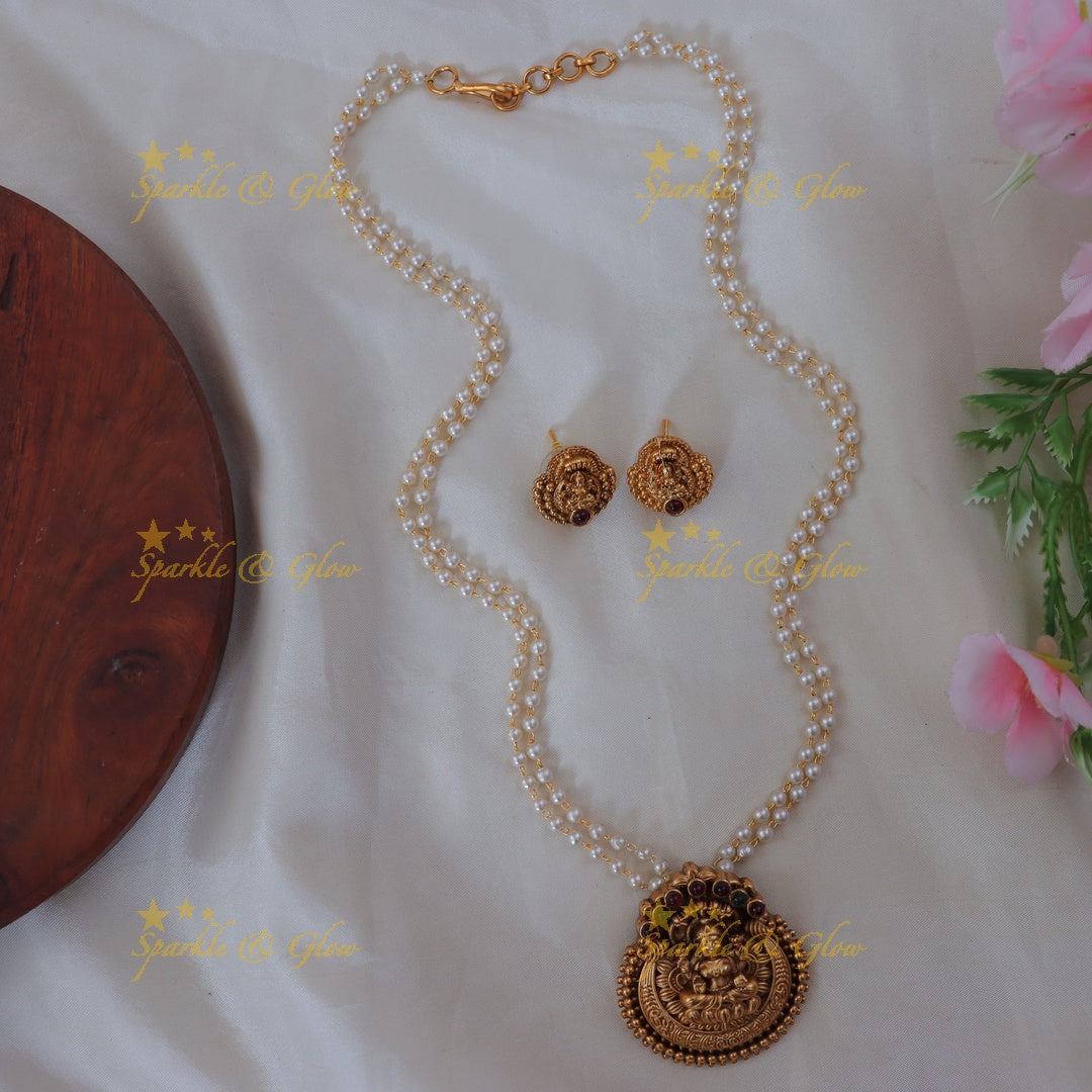 Exquisite Lakshmi Pearl Necklace for Festive Elegance