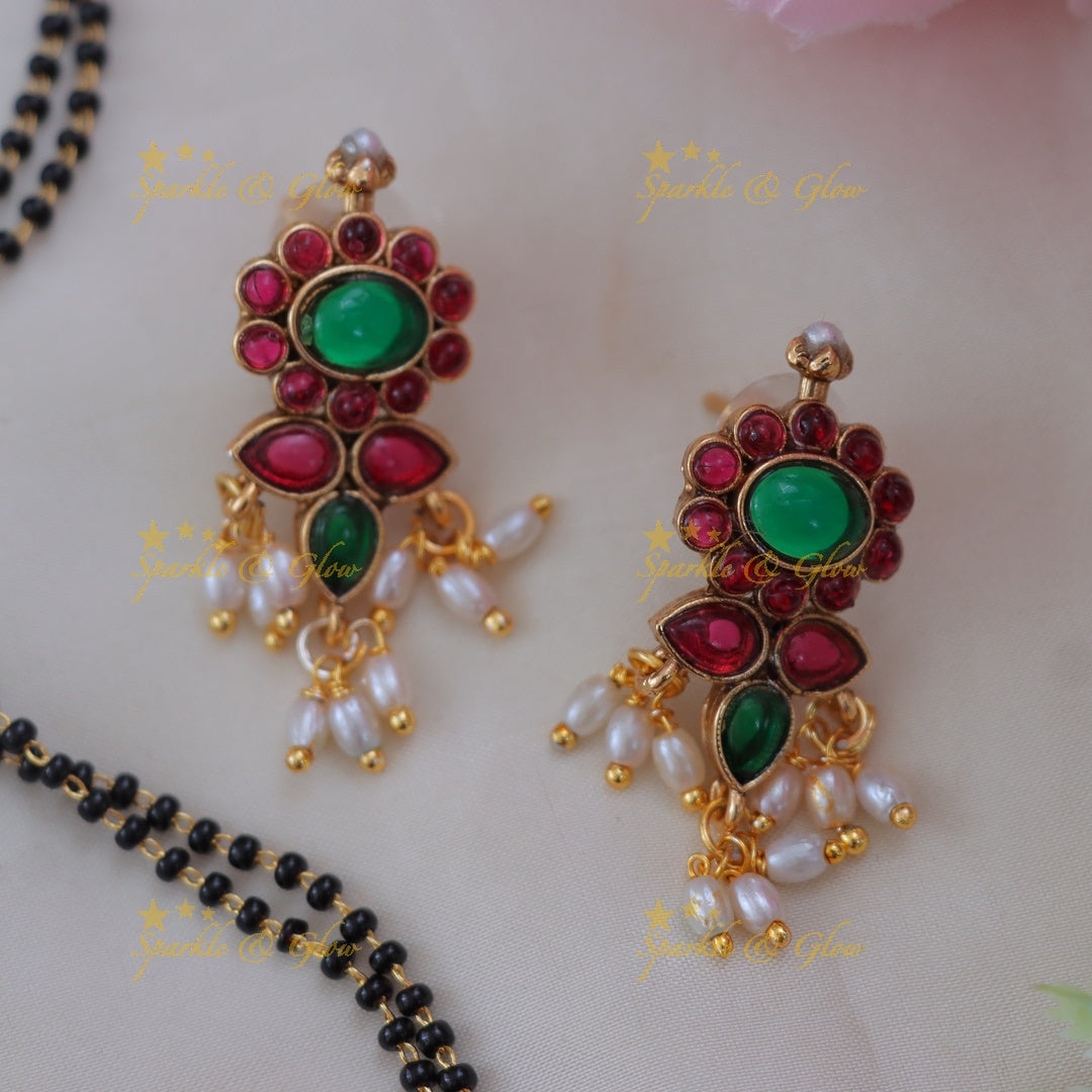 Elegant Floral Pearl Gold Necklace for Weddings