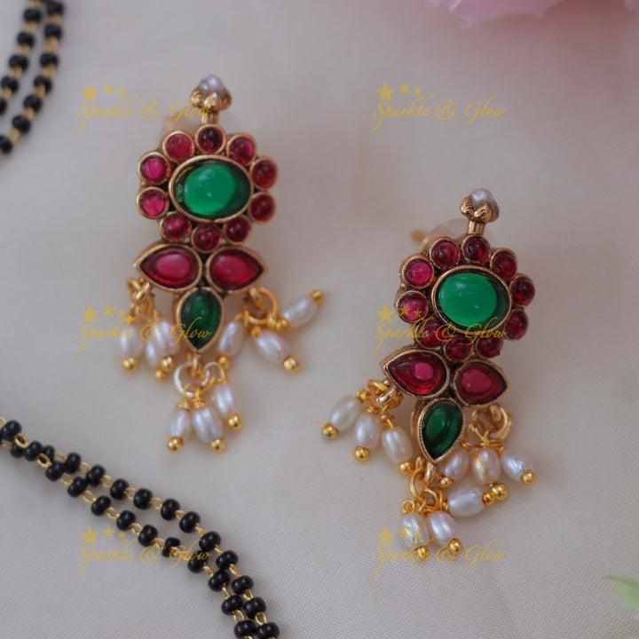 Elegant Floral Pearl Gold Necklace for Weddings