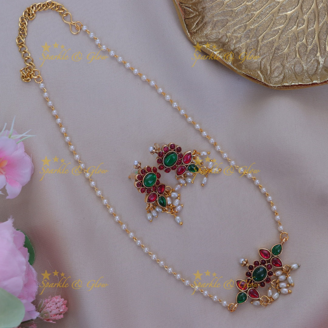 Elegant Floral Pearl Gold Necklace for Weddings