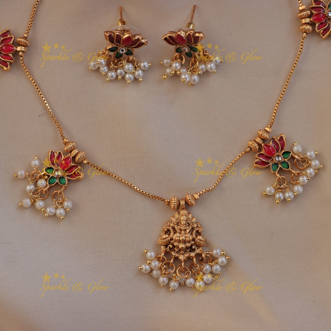 Exquisite Lotus & Pearl Necklace Set for Festive Elegance
