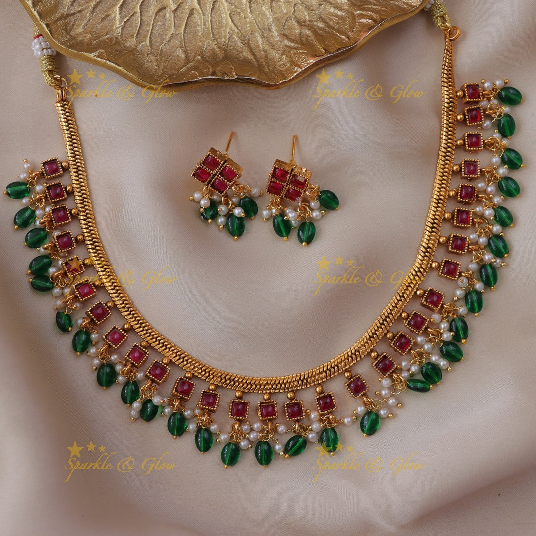 Radiant Gem Necklace for Festive Elegance