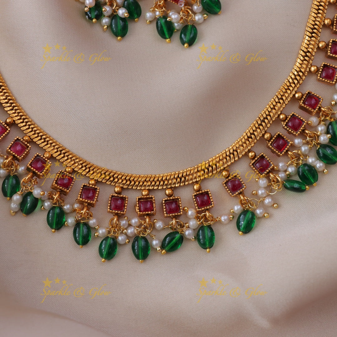 Radiant Gem Necklace for Festive Elegance