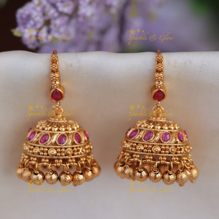 Exquisite Gold Jhumka Earrings for Festive Elegance