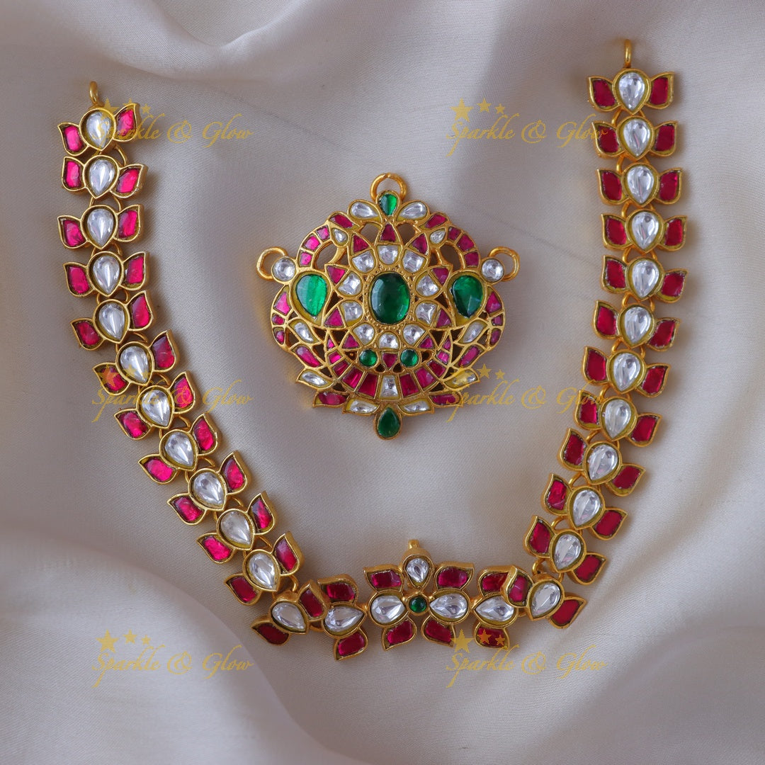 Exquisite Jadau Necklace Set /Tikka / Pendant  for Bridal Elegance