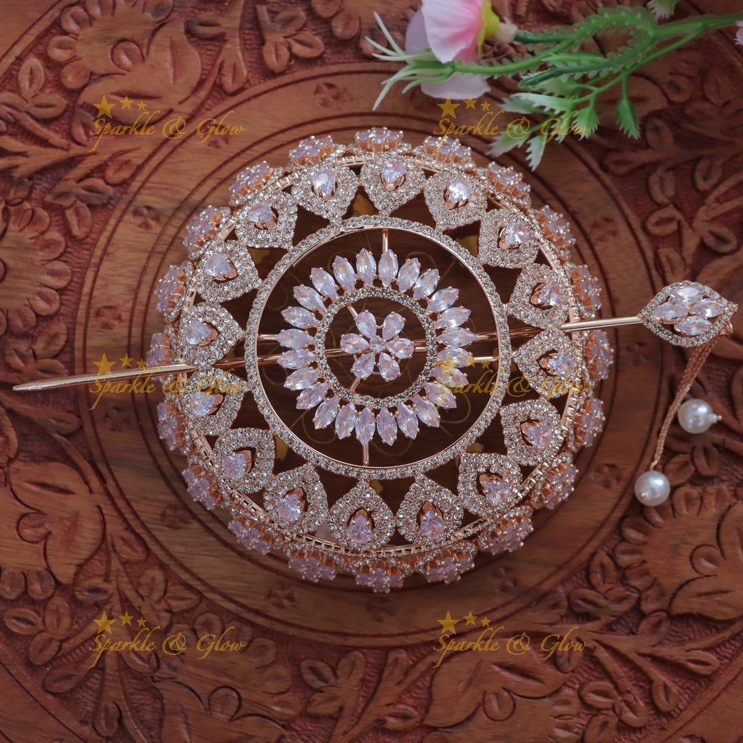 Exquisite Gold Bridal Hair Bun for Weddings