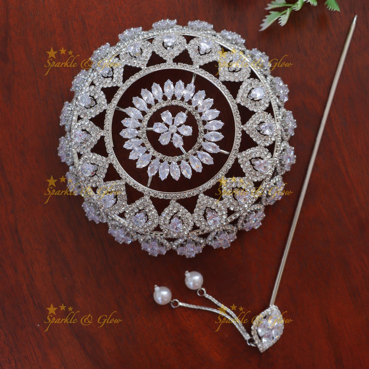 Exquisite Gold Bridal Hair Bun for Weddings