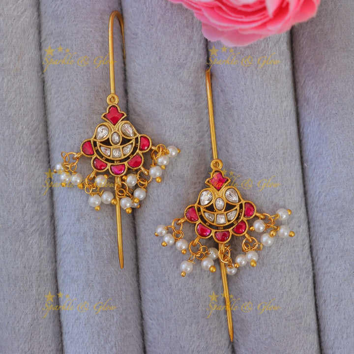 Elegant Gold & Pearl Earcuffs for Festive Moments