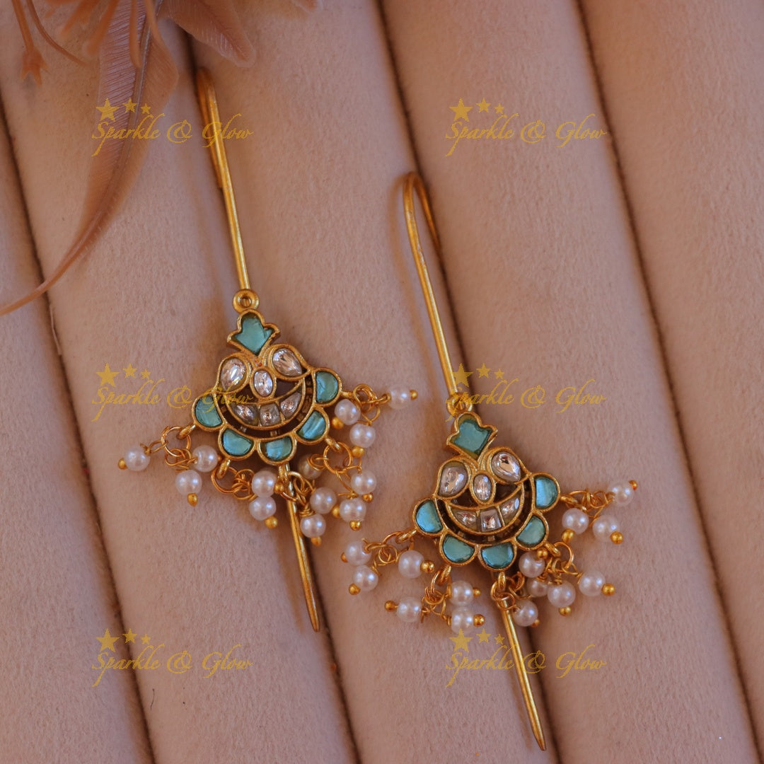 Elegant Gold & Pearl Earcuffs for Festive Moments