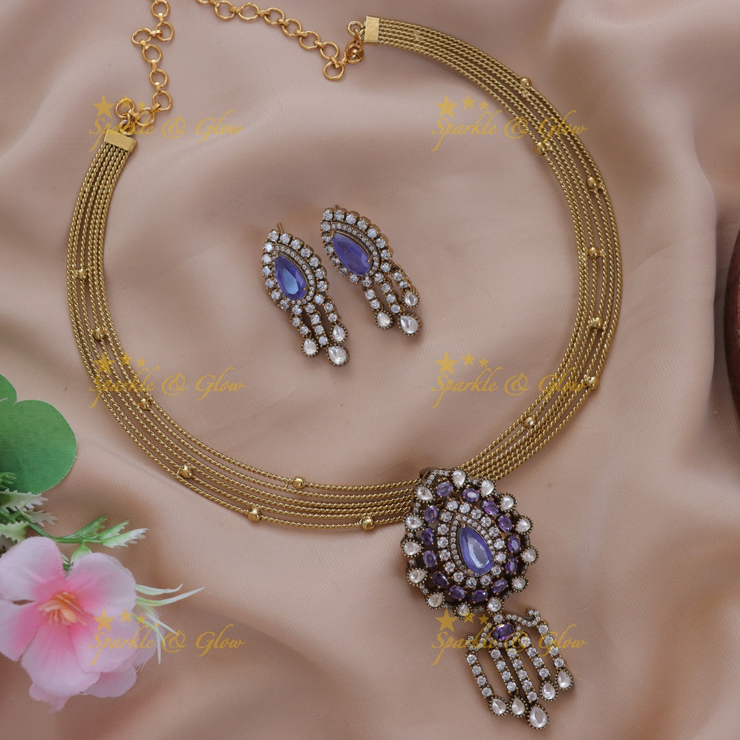 Victorian Gold Necklace - Opulent Elegance Redefined