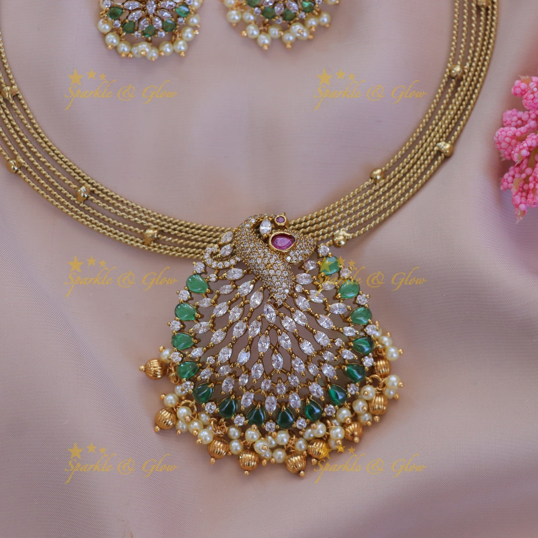 Exquisite Peacock Feather Necklace Set - Festive Elegance