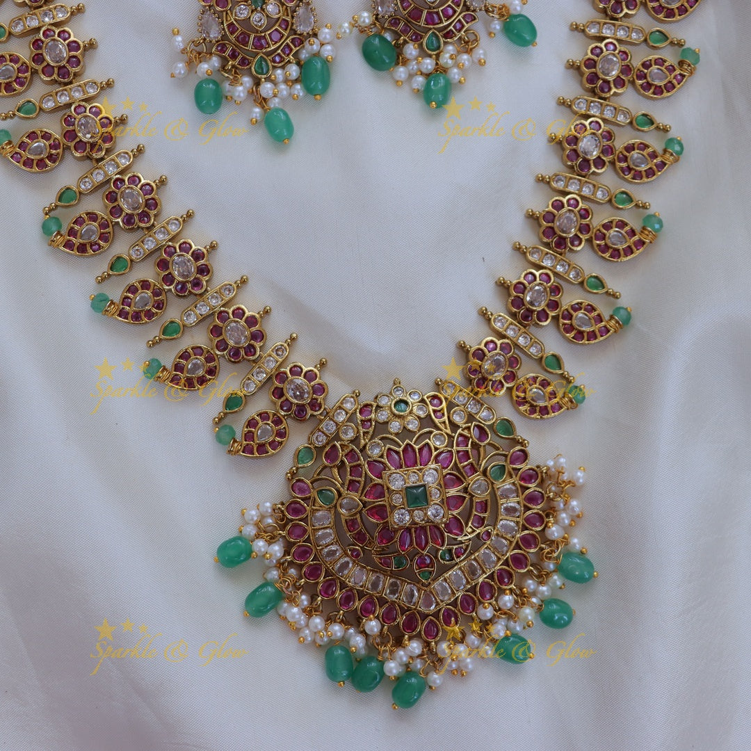 Exquisite Floral Mango Necklace with Green Beads