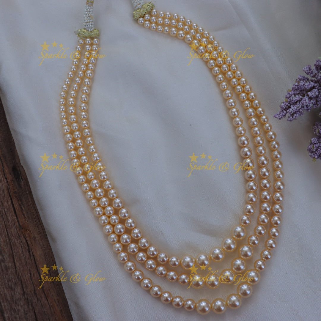 Elegant Layered Pearl Necklace – Timeless & Versatile
