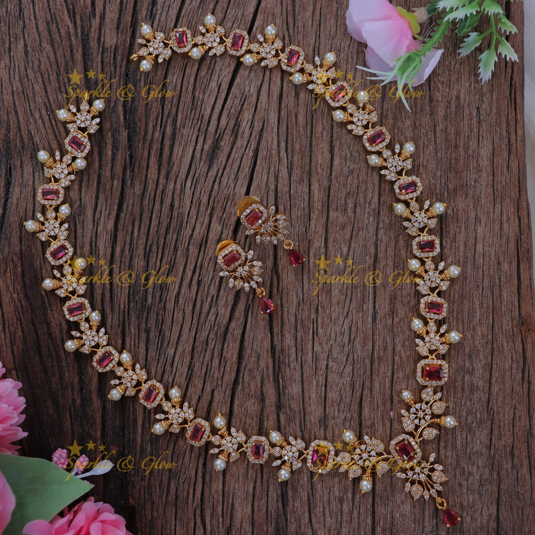 Exquisite Floral Pearl Necklace for Festive Glamour