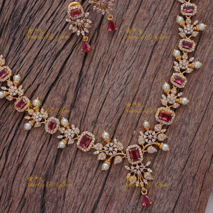 Exquisite Floral Pearl Necklace for Festive Glamour