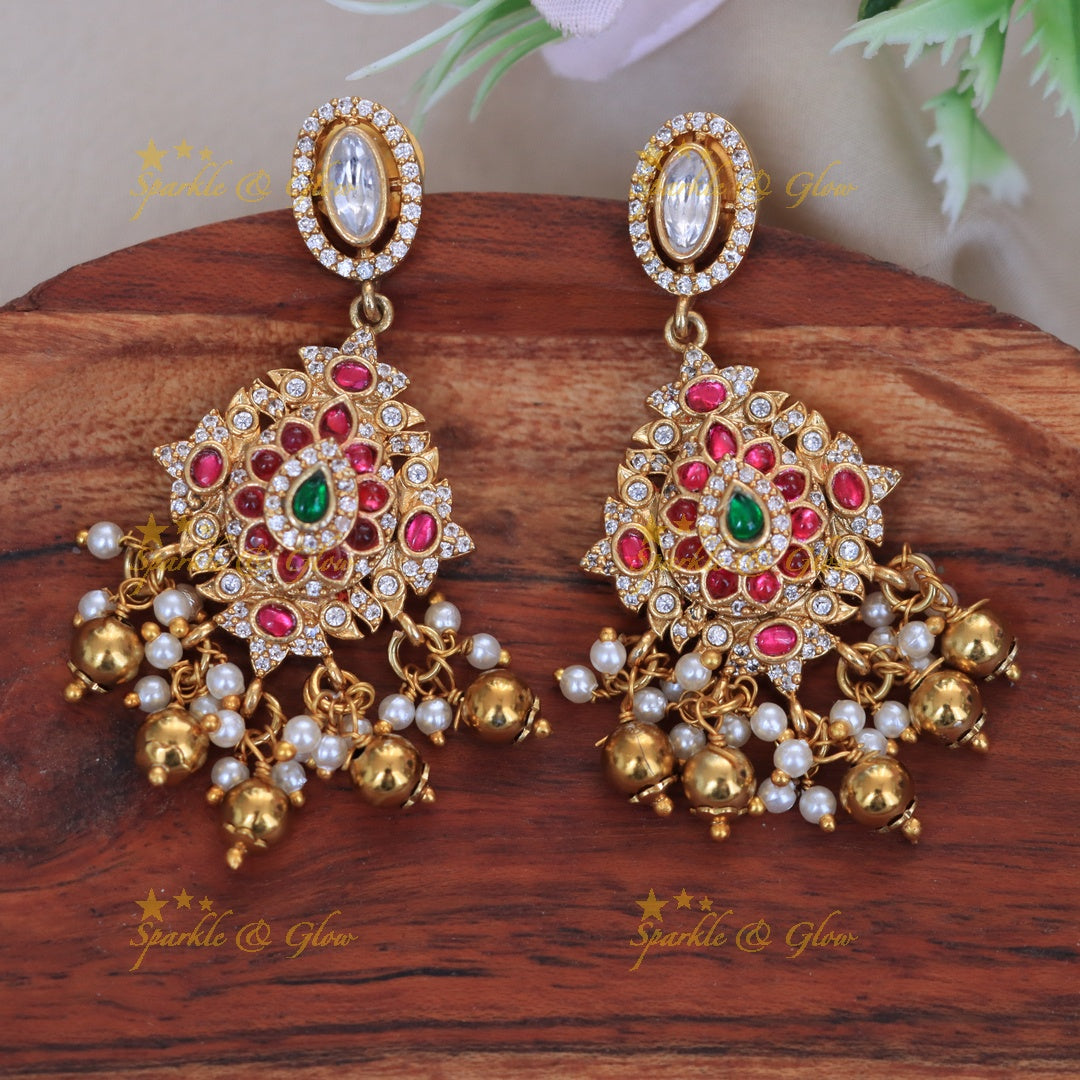 Exquisite Floral Beads Short Necklace for Elegance