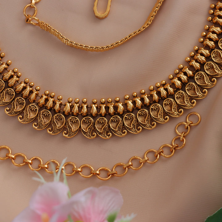 Exquisite Gold Mango Hip Chain for Weddings