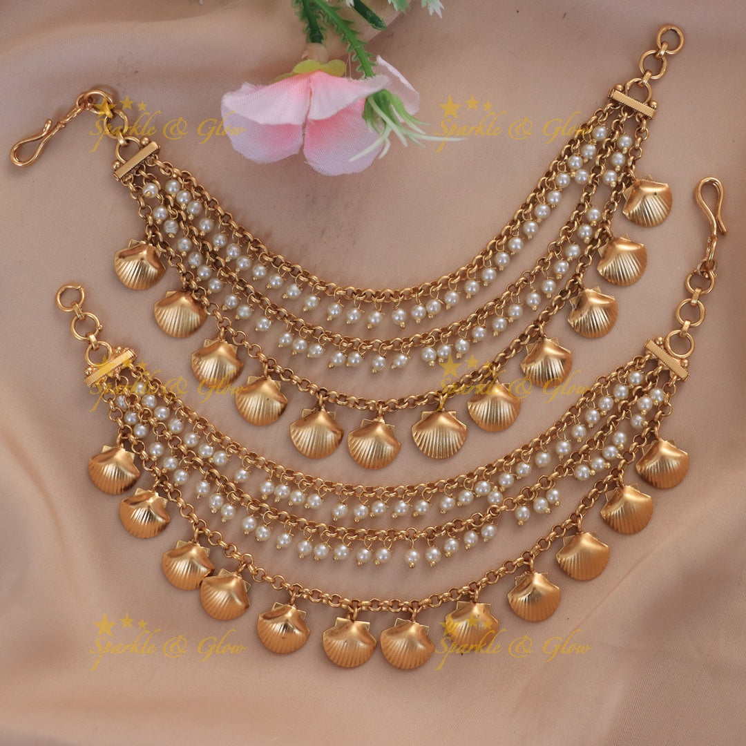 Elegant Gold Shell Earchain: Perfect for Festive Seasons