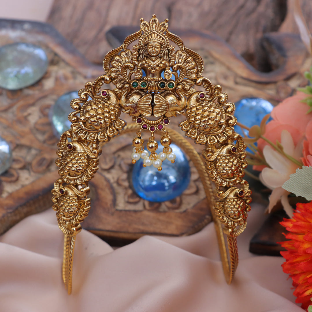 Exquisite Peacock Lakshmi Vanki for Festive Elegance