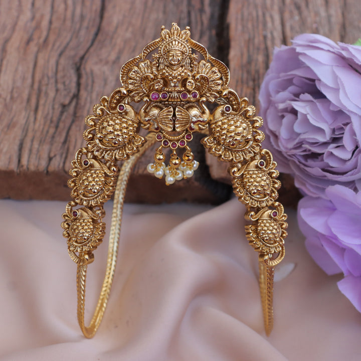 Exquisite Peacock Lakshmi Vanki for Festive Elegance