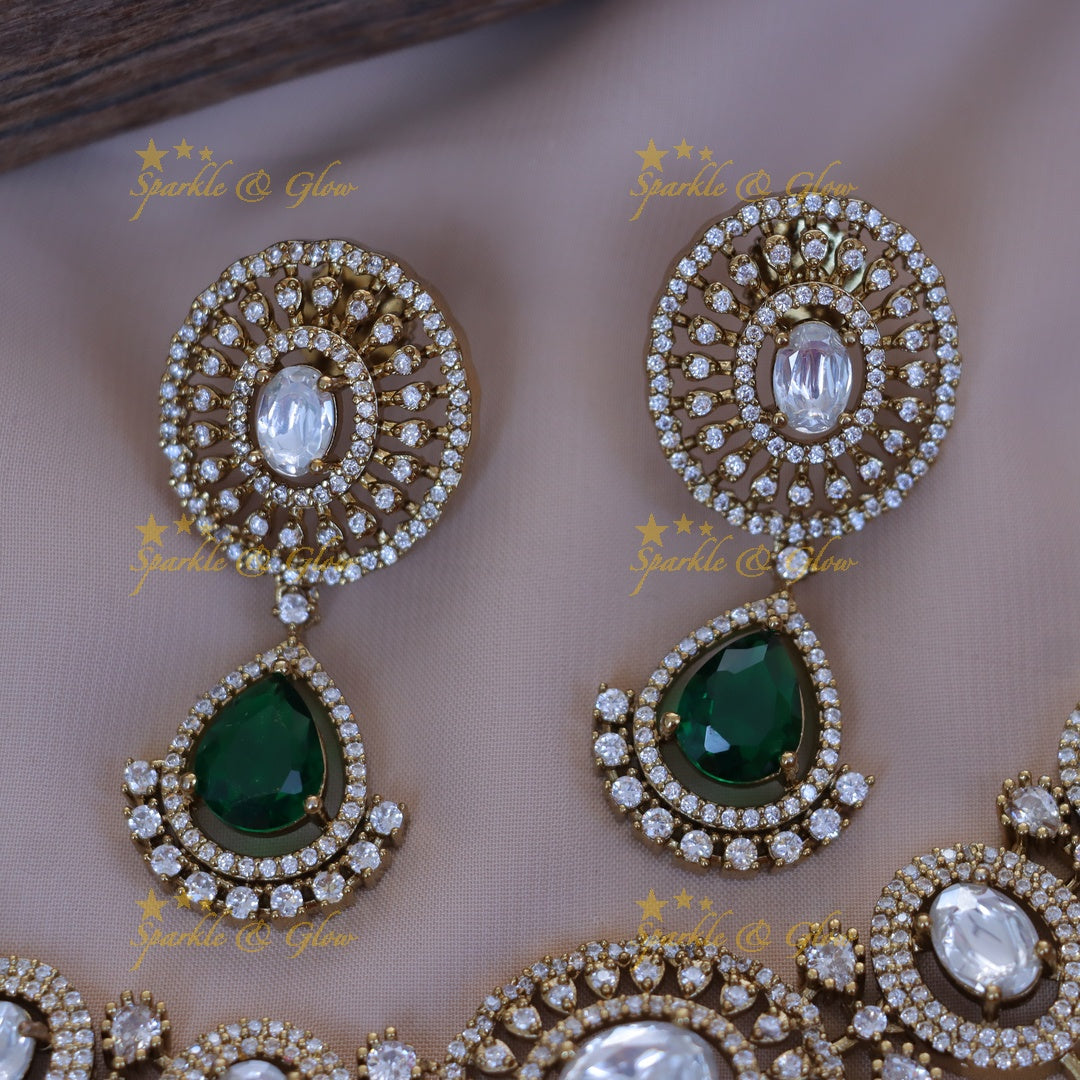 Exquisite Green Drop Necklace Set with Maang Tikka
