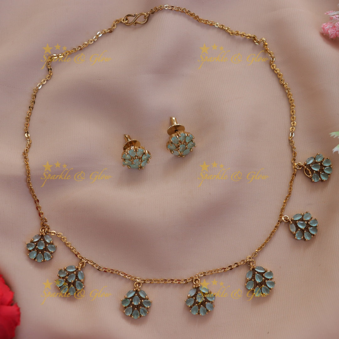 Exquisite Floral Gold Necklace Set for Festive Elegance