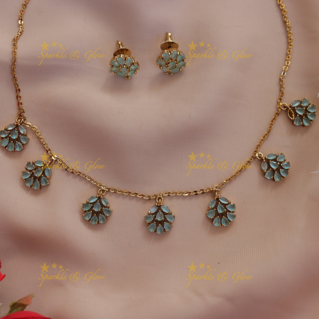 Exquisite Floral Gold Necklace Set for Festive Elegance