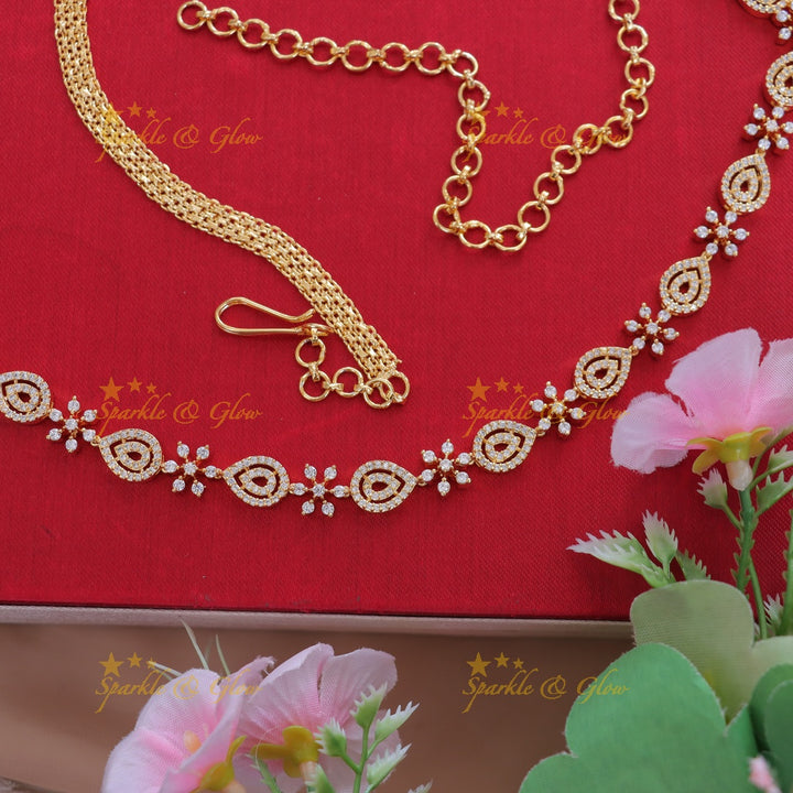 Exquisite Floral Gold Hipchain for Weddings & Festivals