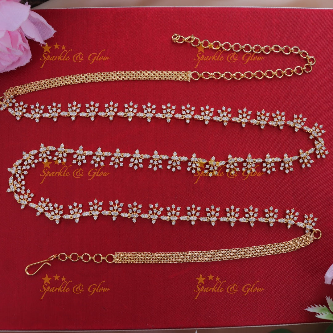 Exquisite Gold Hipchain with Elegant Stone Design
