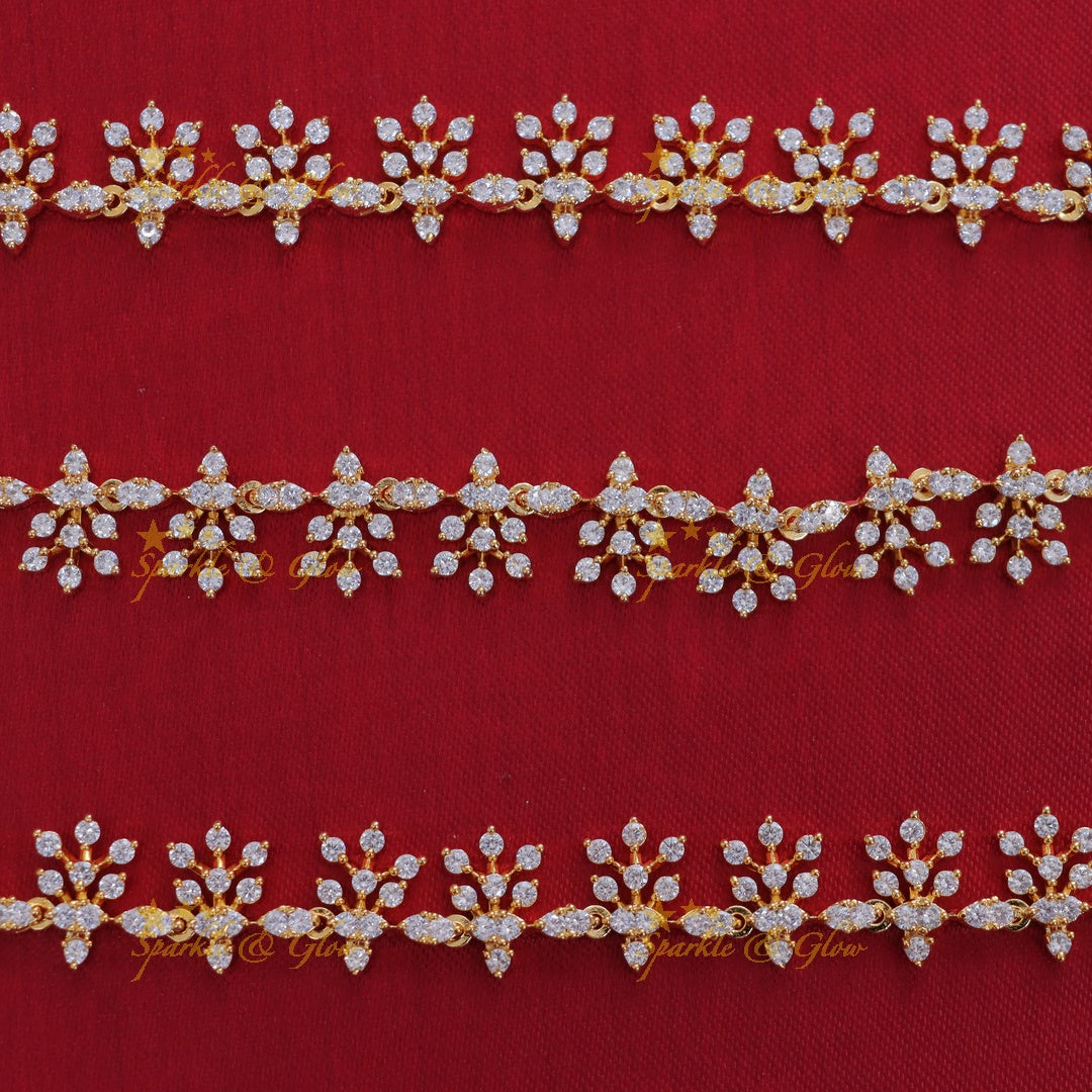 Exquisite Gold Hipchain with Elegant Stone Design