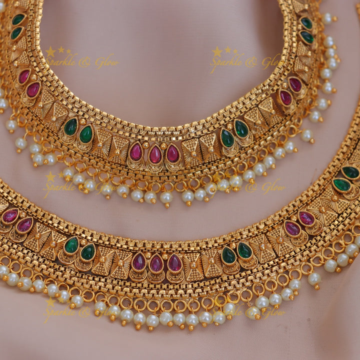 Exquisite Gold Beads Festival Anklet for Your Festive Look