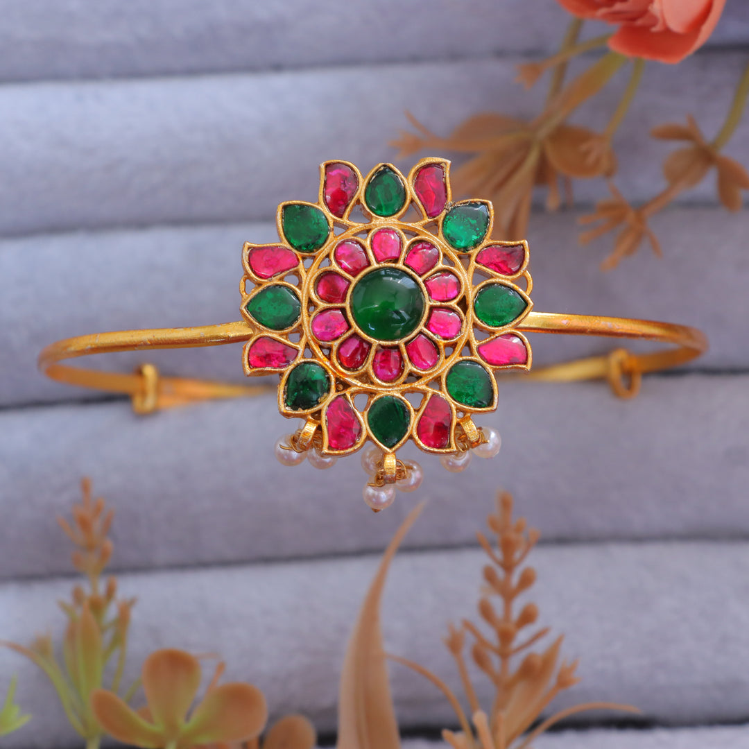 Exquisite Jadau Vanki with Pearls for Bridal Elegance