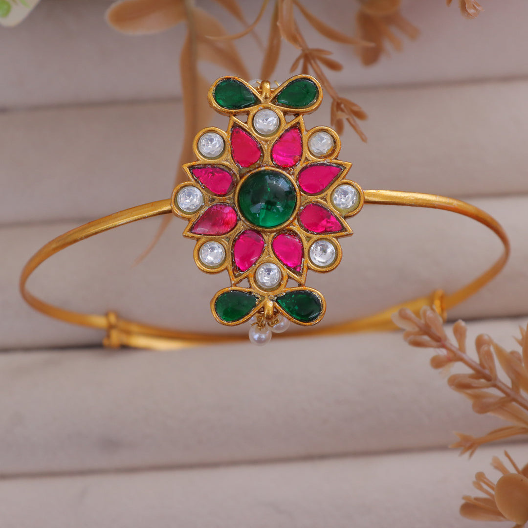 Stunning Jadau Floral Vanki for Elegant Festive Looks