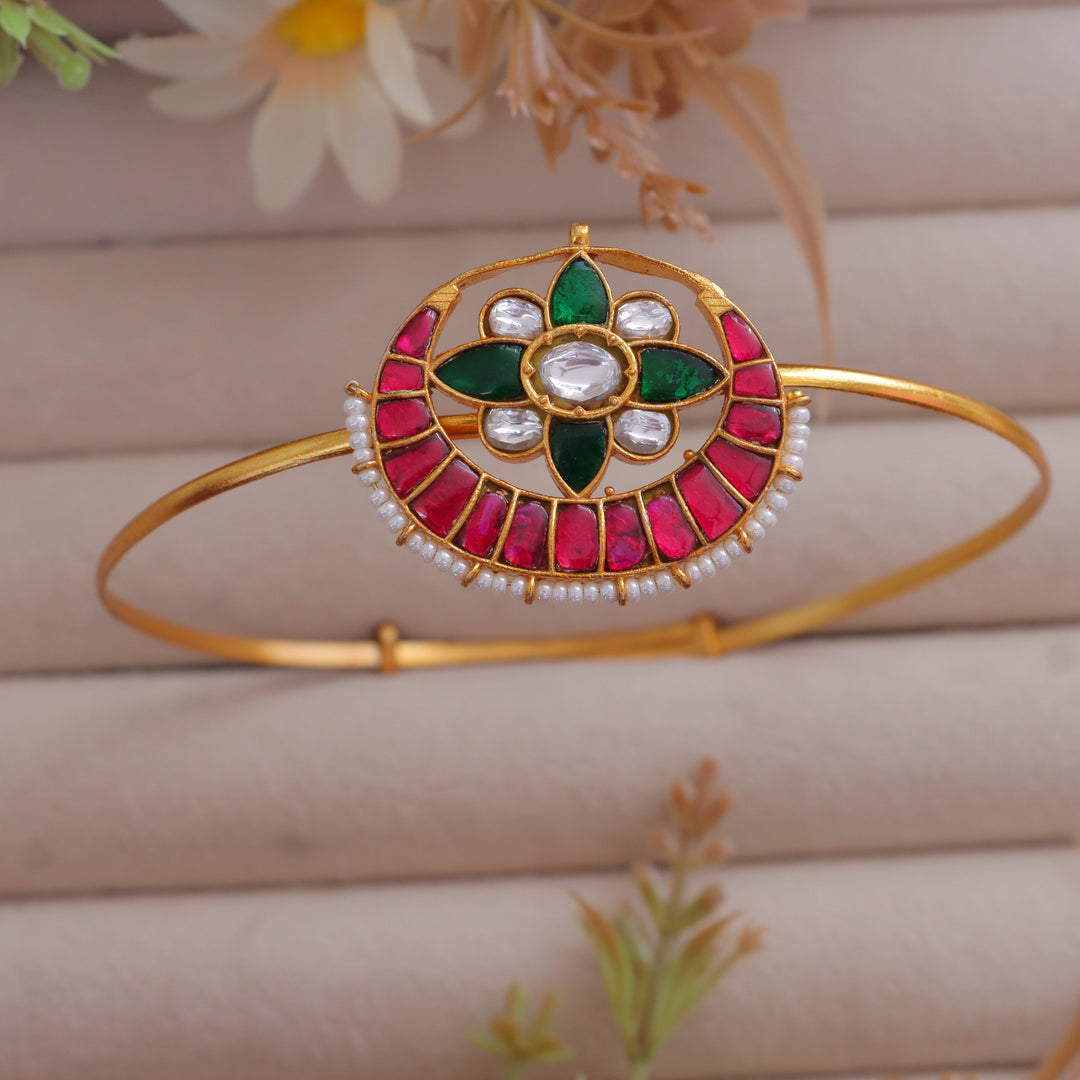 Exquisite Jadau Half Moon Vanki - Pearl Elegance