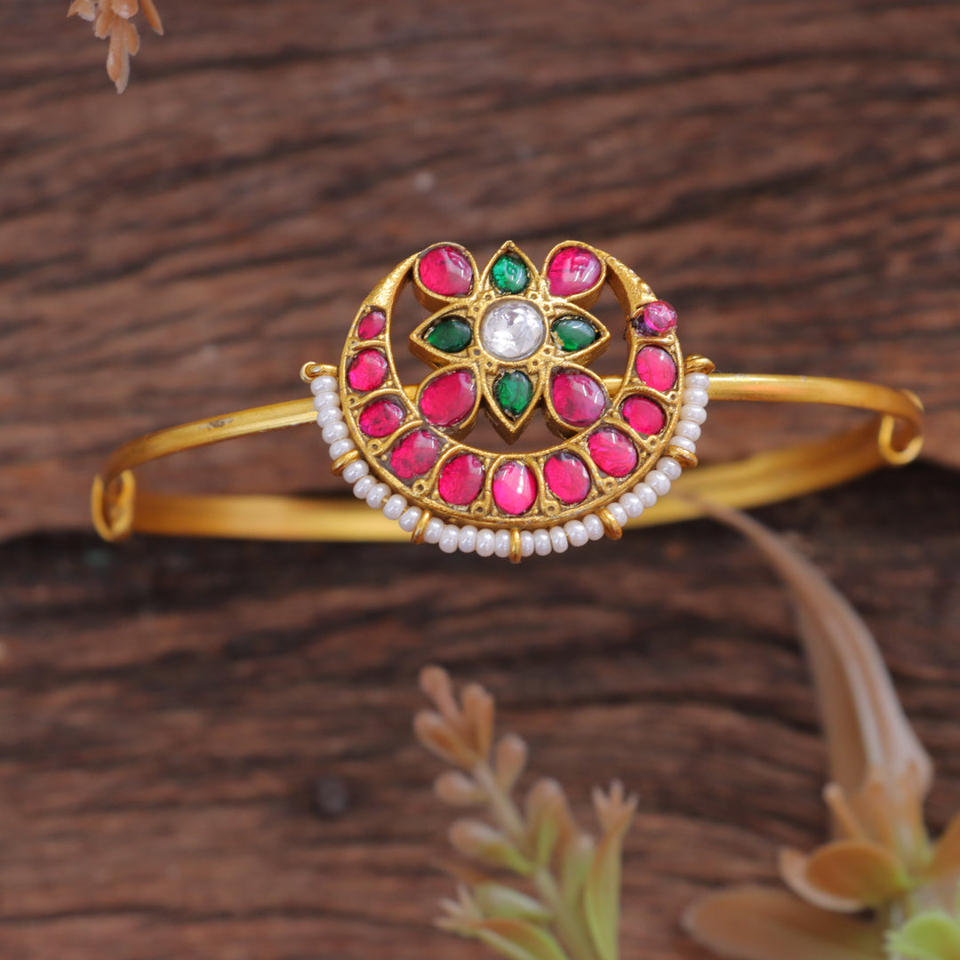 Exquisite Jadau Pearl Vanki for Celebrations