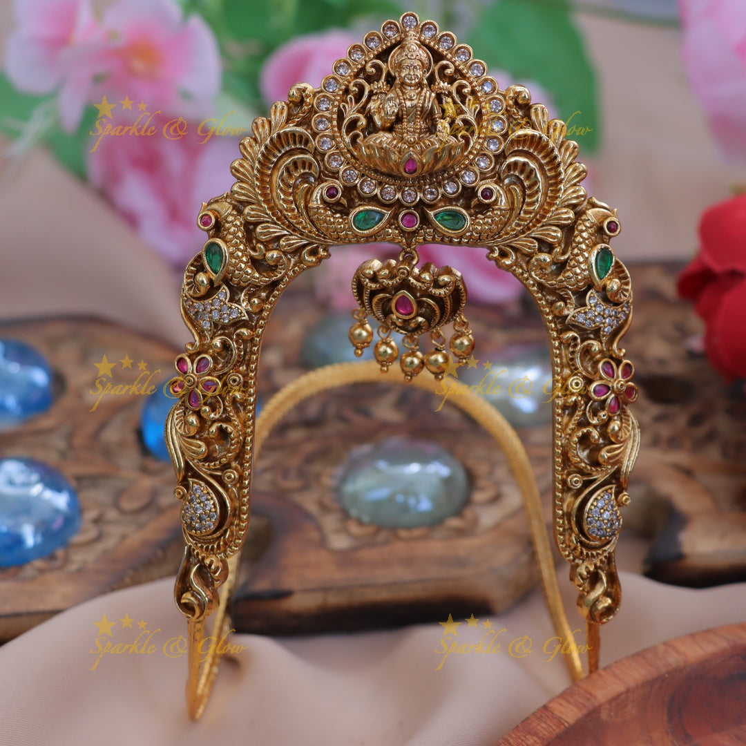 Exquisite Peacock Mango Lakshmi Vanki Bracelet - Elegance Redefined