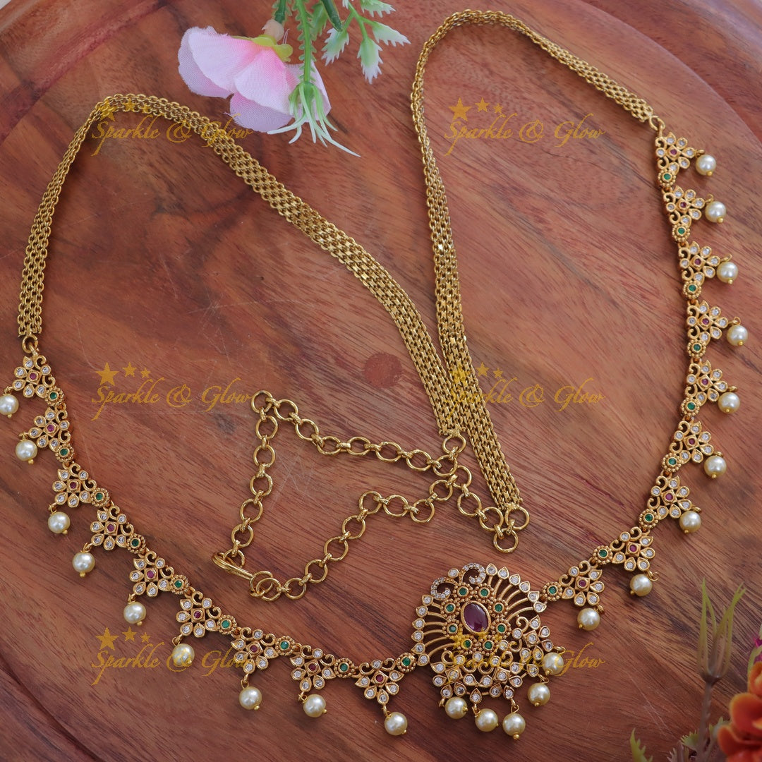 Elegant Bridal Pearl Hipchain - Exquisite Gold Look