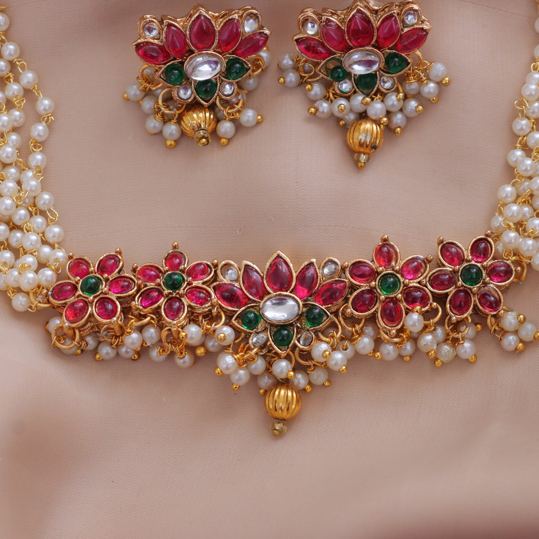 Exquisite Pearl Lotus Choker Necklace Set for Elegance