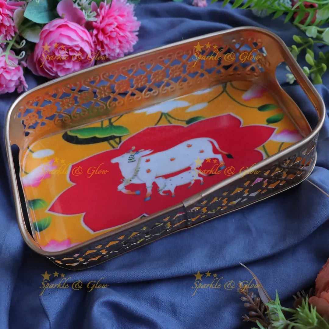 Elegant Pichwai Print Tray - Timeless Decor Piece