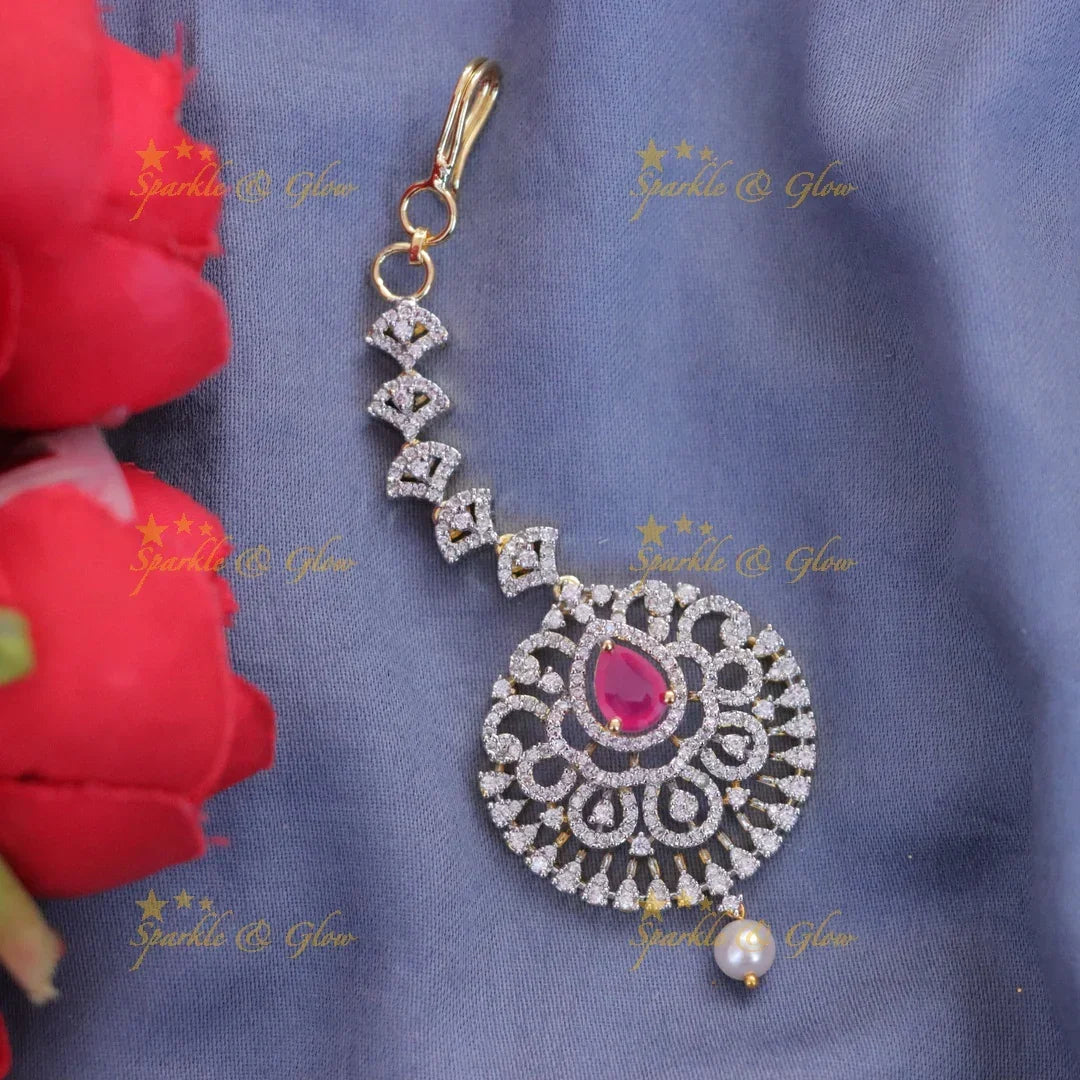 Exquisite Pearl & Gemstone Maang Tikka for Elegance