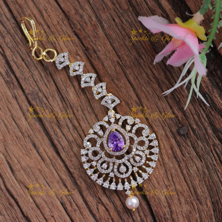 Exquisite Pearl & Gemstone Maang Tikka for Elegance