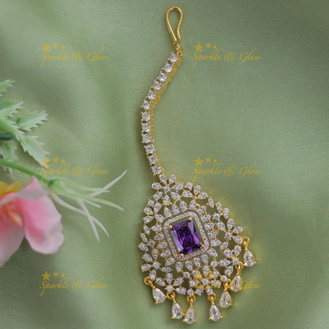 Sparkling Gold Floral Maang Tikka for Festive Glamour