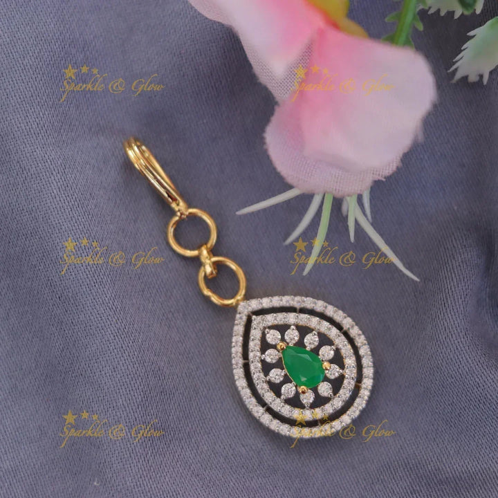 Exquisite Floral Gold Maang Tikka for Festive Elegance