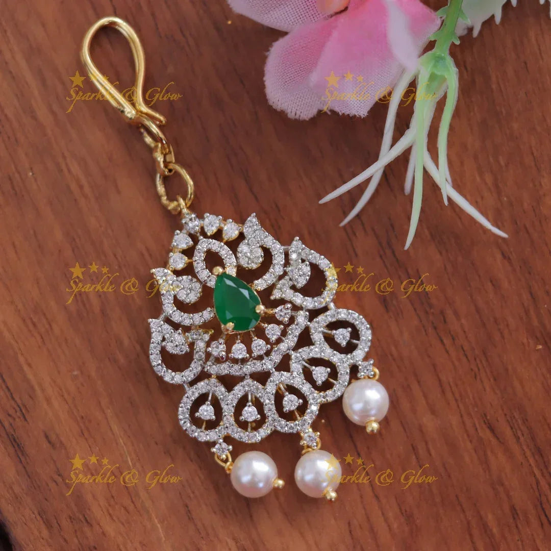 Pearl & Gold Maang Tikka: Traditional Elegance Redefined