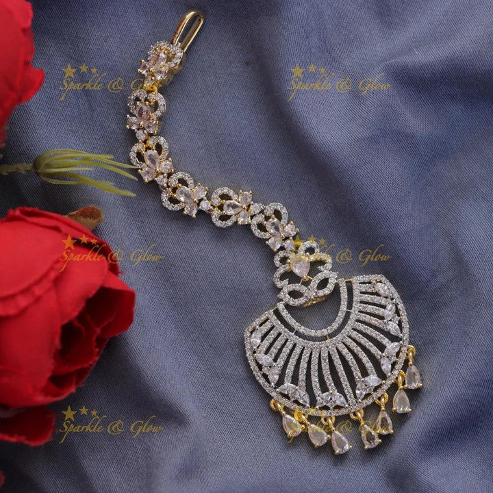 Elegant Gold-Plated Floral Maang Tikka for Weddings