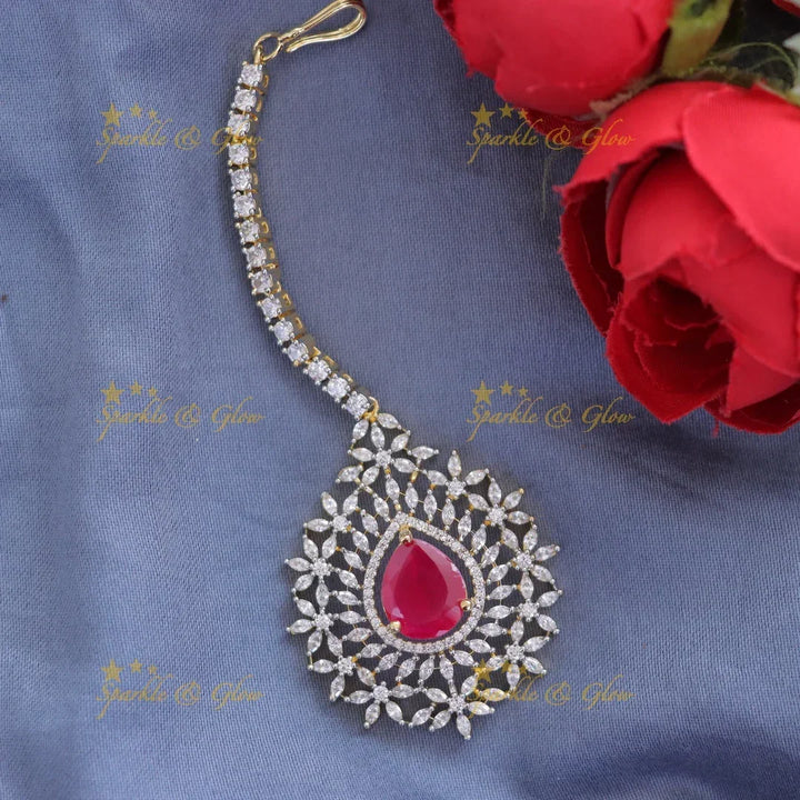 Exquisite Maang Tikka for Festive Elegance
