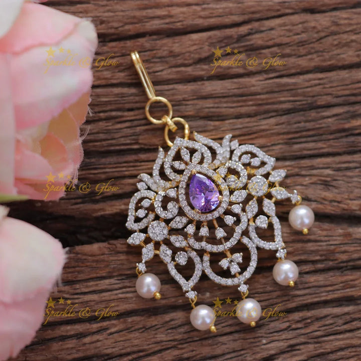 Exquisite Leaf Pearl Maang Tikka for Wedding Elegance