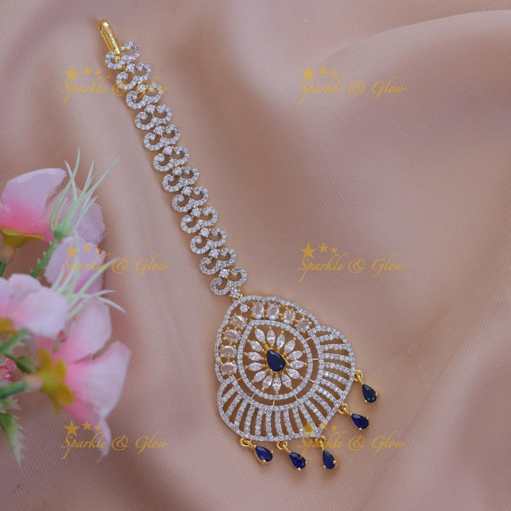 Exquisite Gold-Plated Leaf Floral Maang Tikka